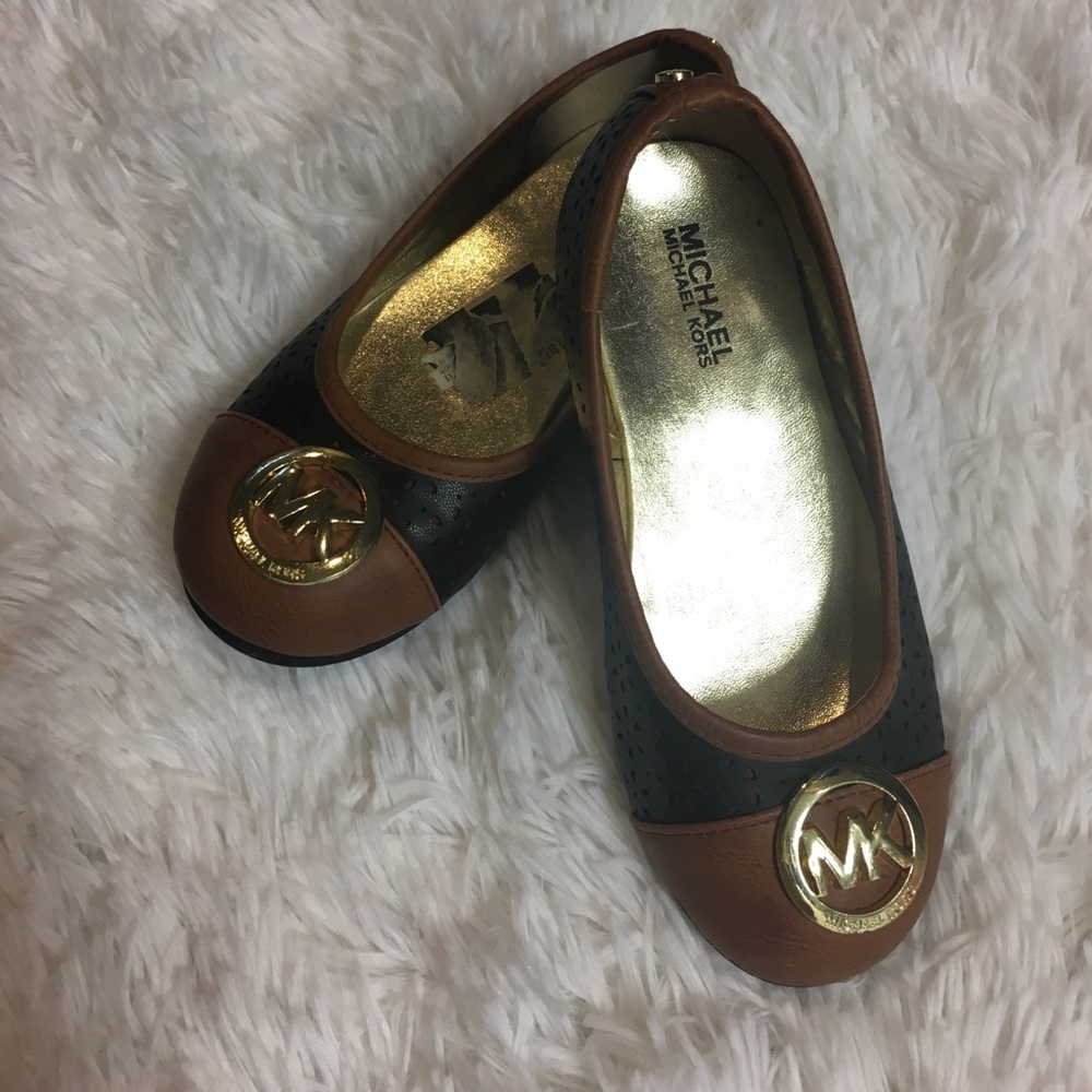 Black and Brown Micheal Kors girls shoes